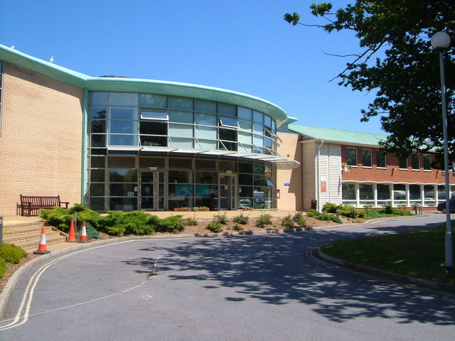Student Services Building - BetterGrads Owen Building, Exmouth Campus, University of Plymouth. (Photo courtesy {link:https://www.geograph.org.uk/profile/5089}Derek Harper{/link})